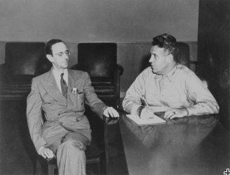 James Chadwick (left) with Major General Leslie R. Groves, Jr., the director of the Manhattan Project.