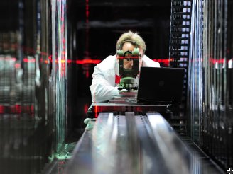 Engineer at the research neutron source Heinz Maier-Leibnitz (FRM II) of TU Munich adjusting his measuring instrument