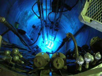 Reactor nuclear experimental RA-6 at Centro Atomico Bariloche