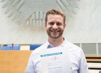 Wolfram-Prandl-Prize winner Dr. Marc Janoschek 