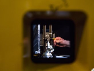 Looking inside the diffractometer BioDiff.